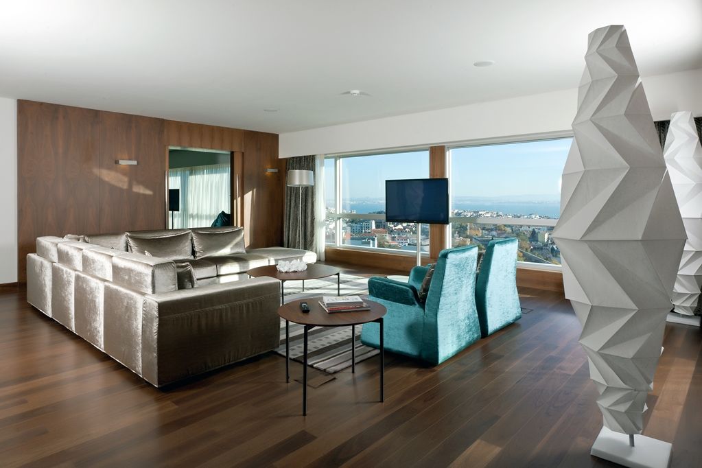 فندق إبيك سانا لشبونه Lisboa المظهر الخارجي الصورة A living room in a penthouse apartment