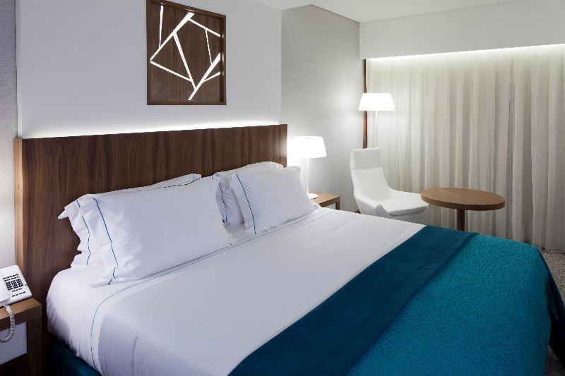 فندق إبيك سانا لشبونه Lisboa المظهر الخارجي الصورة A room at the hotel
